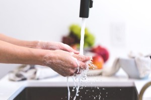 WHY YOU SHOULD WASH MORE THAN YOUR HANDS! 